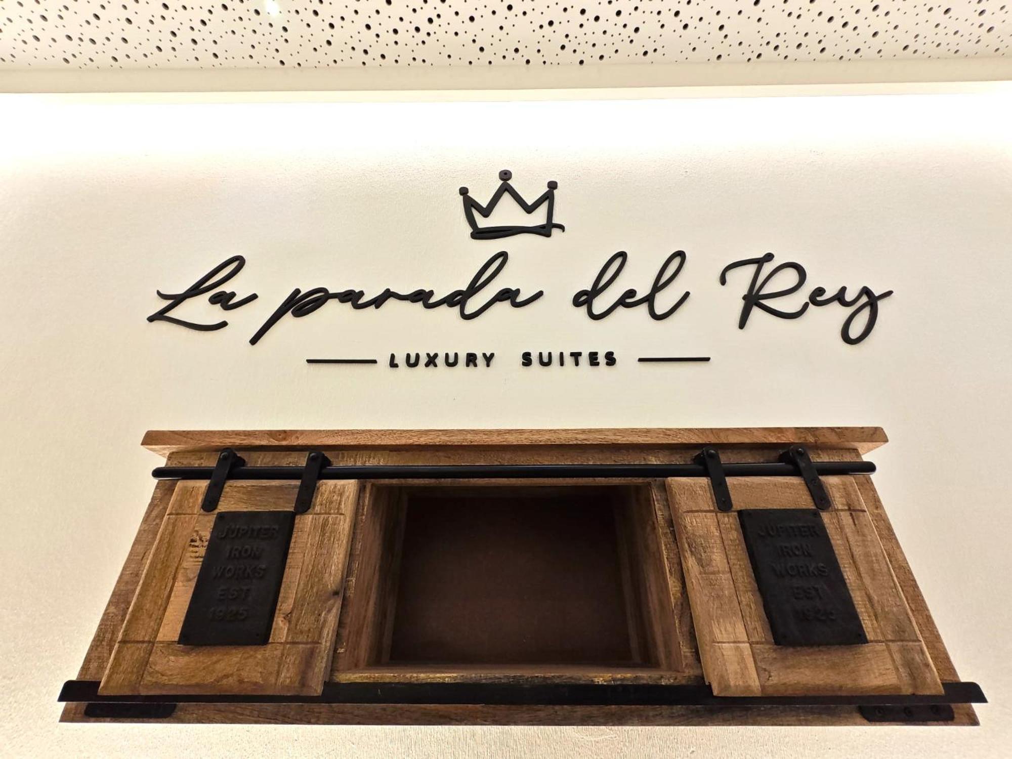 La Parada Del Rey - Luxury Suites Plasencia Eksteriør bilde
