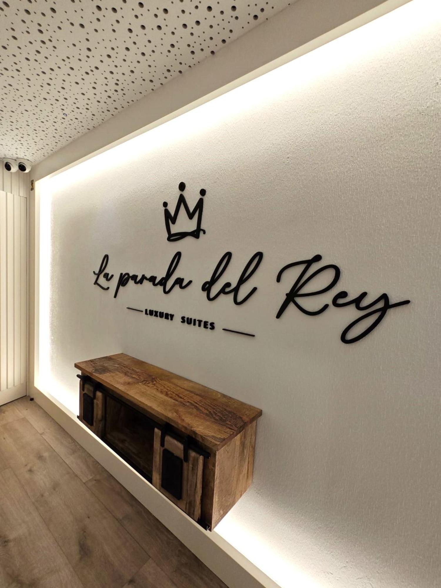 La Parada Del Rey - Luxury Suites Plasencia Eksteriør bilde