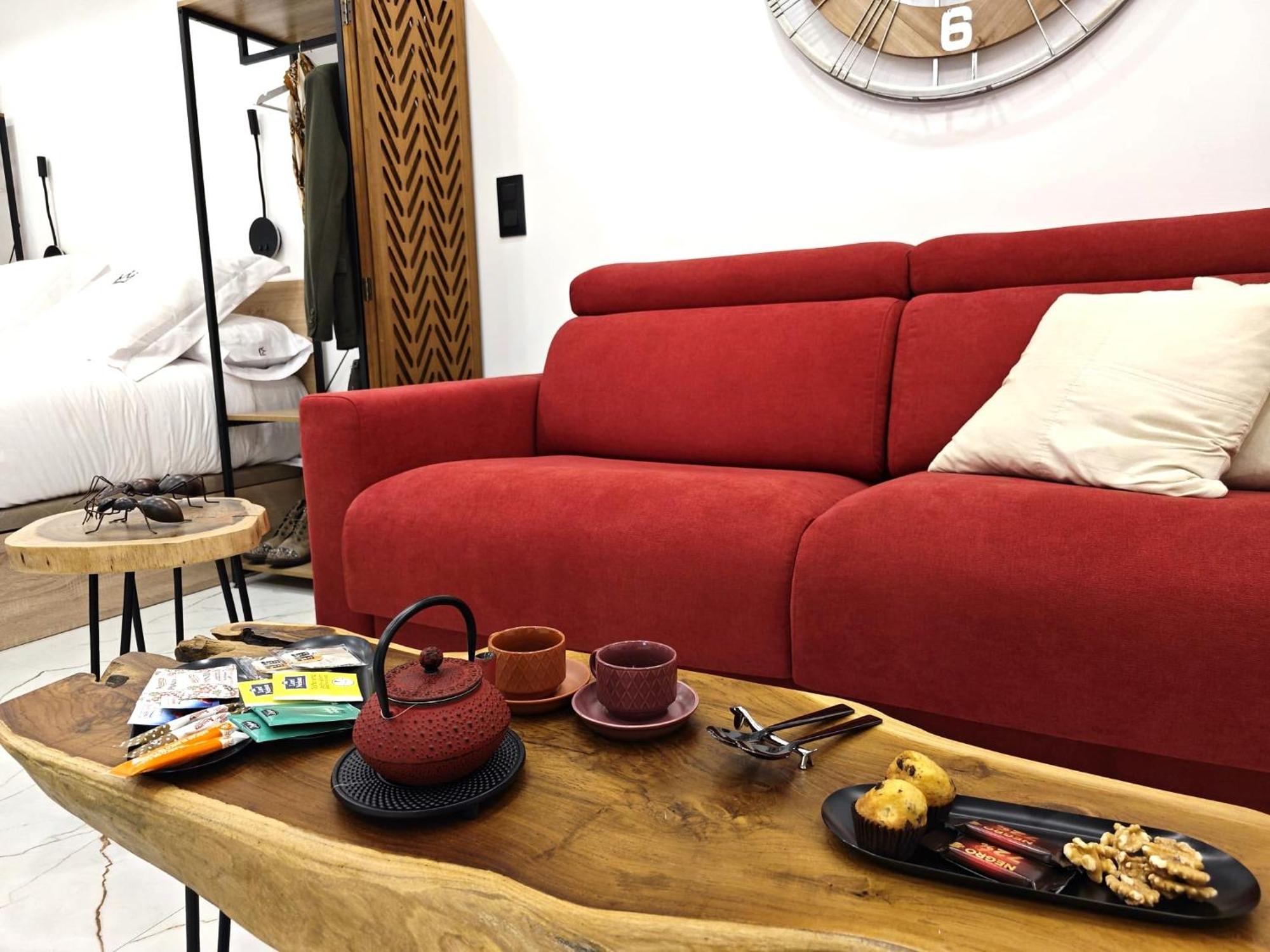 La Parada Del Rey - Luxury Suites Plasencia Eksteriør bilde
