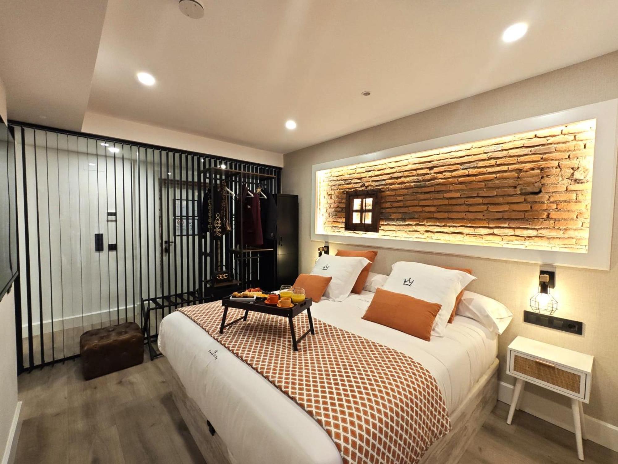 La Parada Del Rey - Luxury Suites Plasencia Eksteriør bilde