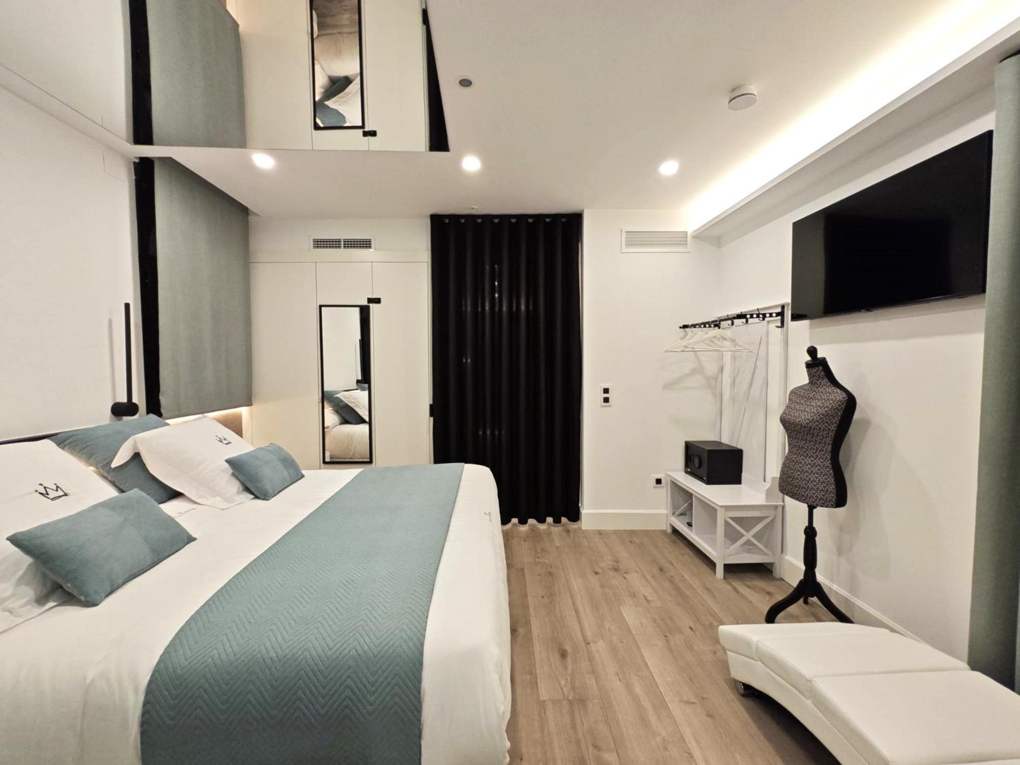 La Parada Del Rey - Luxury Suites Plasencia Eksteriør bilde