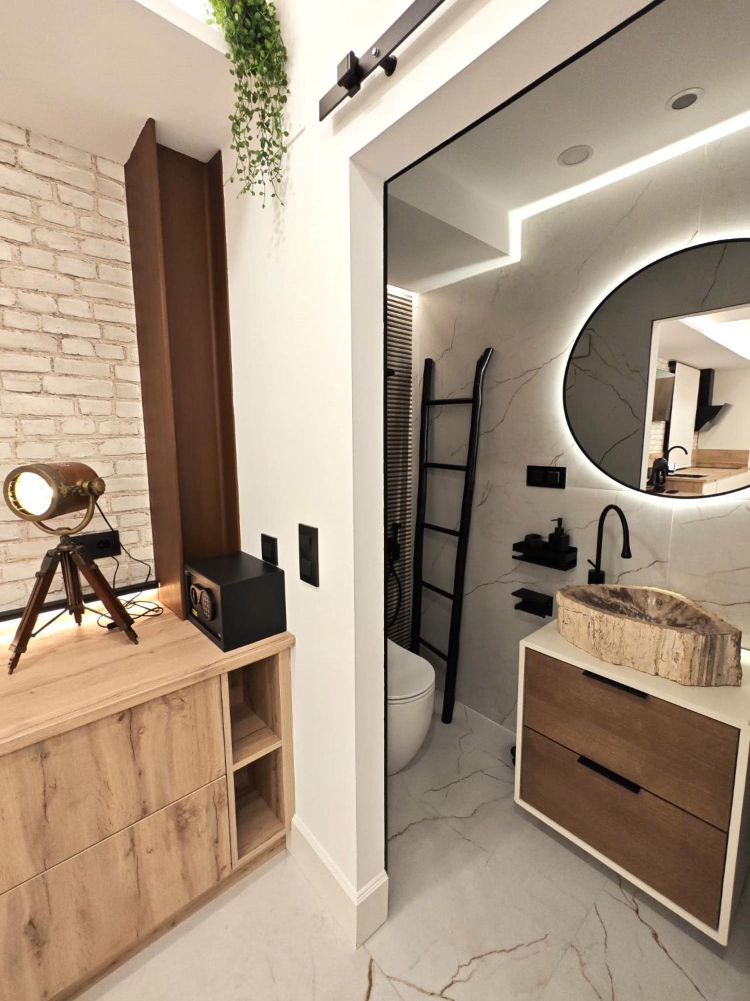 La Parada Del Rey - Luxury Suites Plasencia Eksteriør bilde
