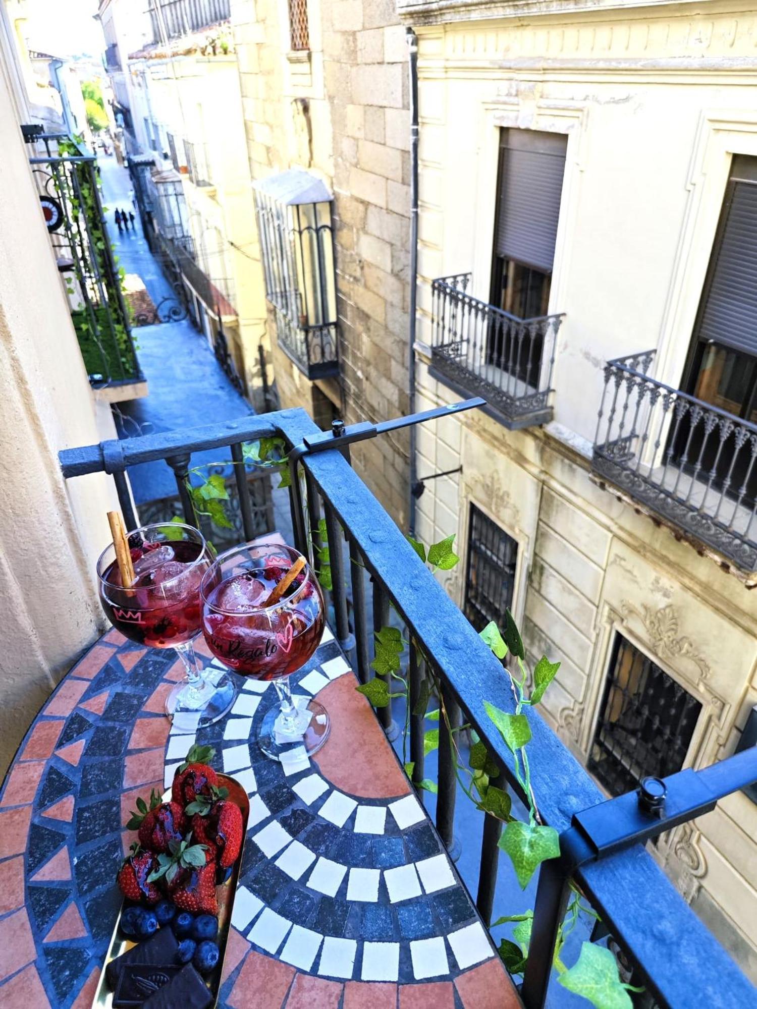 La Parada Del Rey - Luxury Suites Plasencia Eksteriør bilde